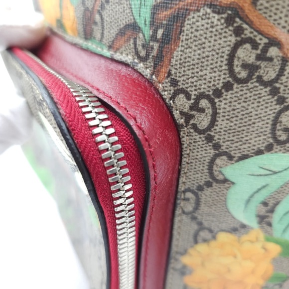 Gucci Red Small GG Supreme Tian Backpack - Picture 7 of 10